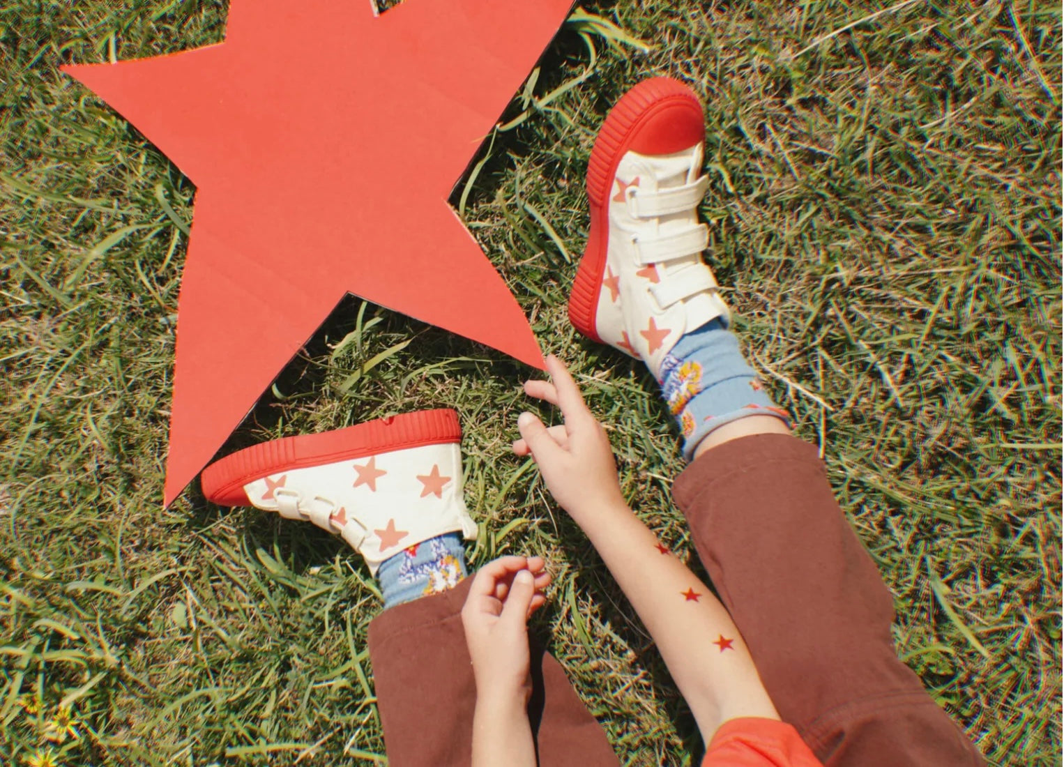 Young soles sidney brogue tan