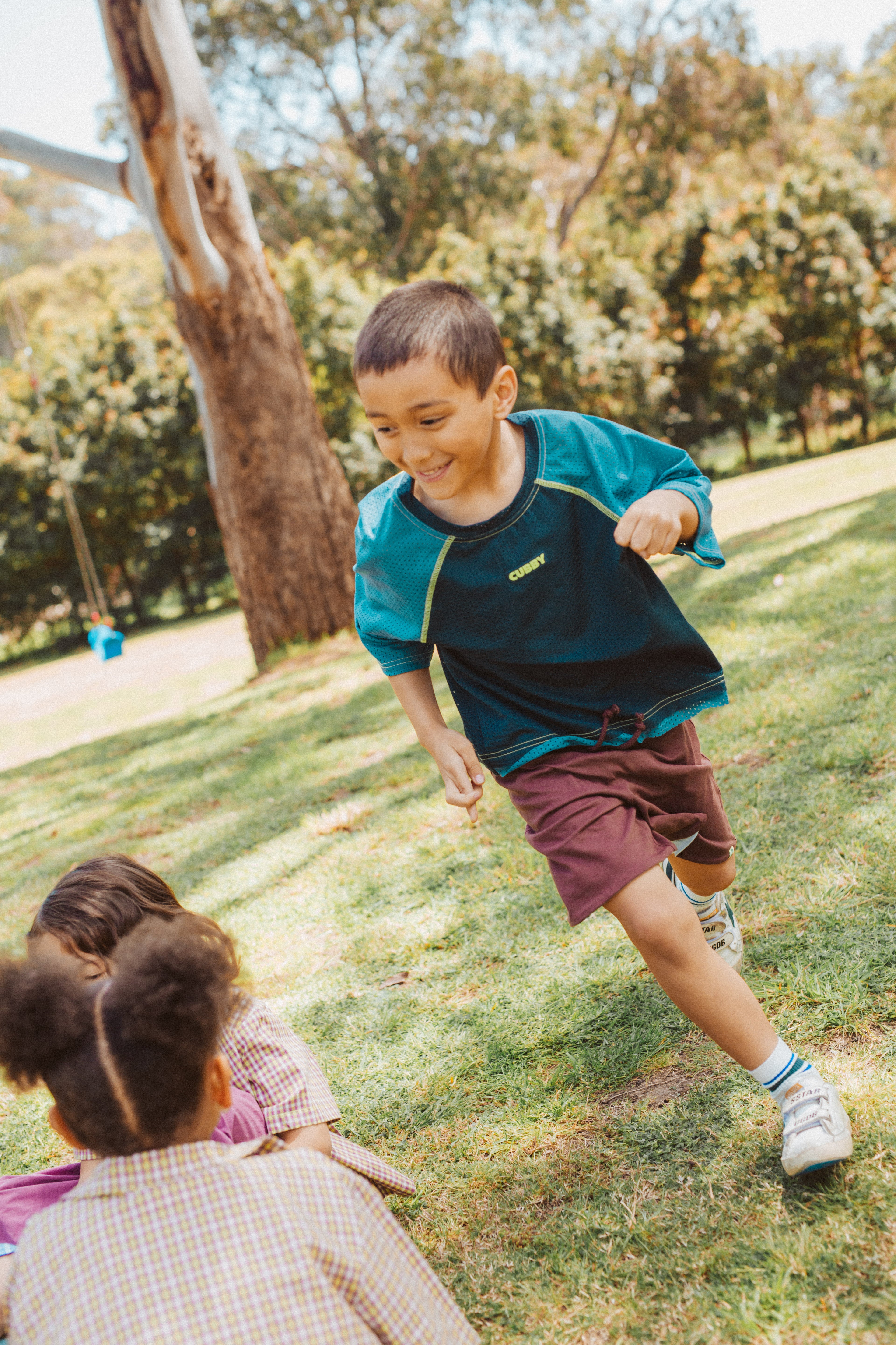 cubby bounce tee - orbit