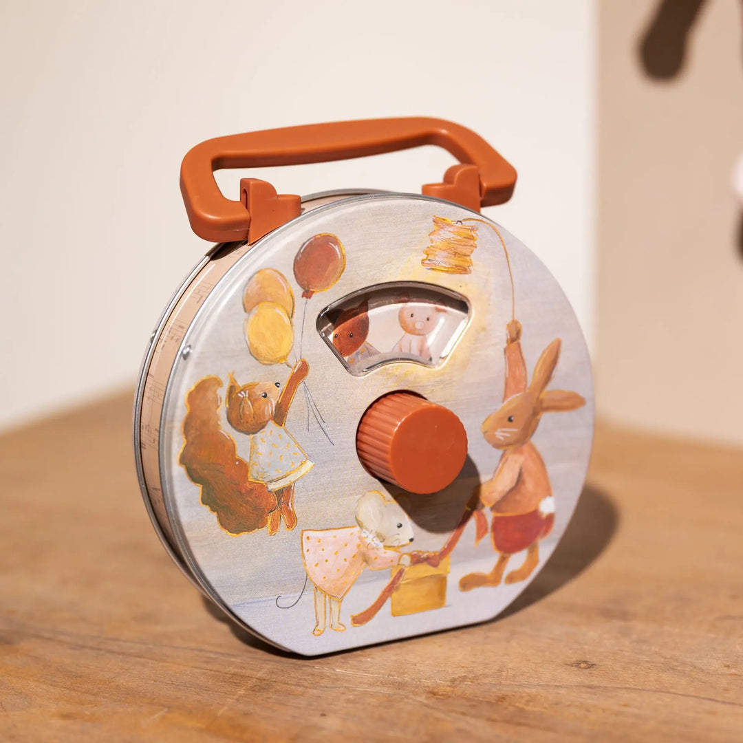 egmont toys radio / music box - friends