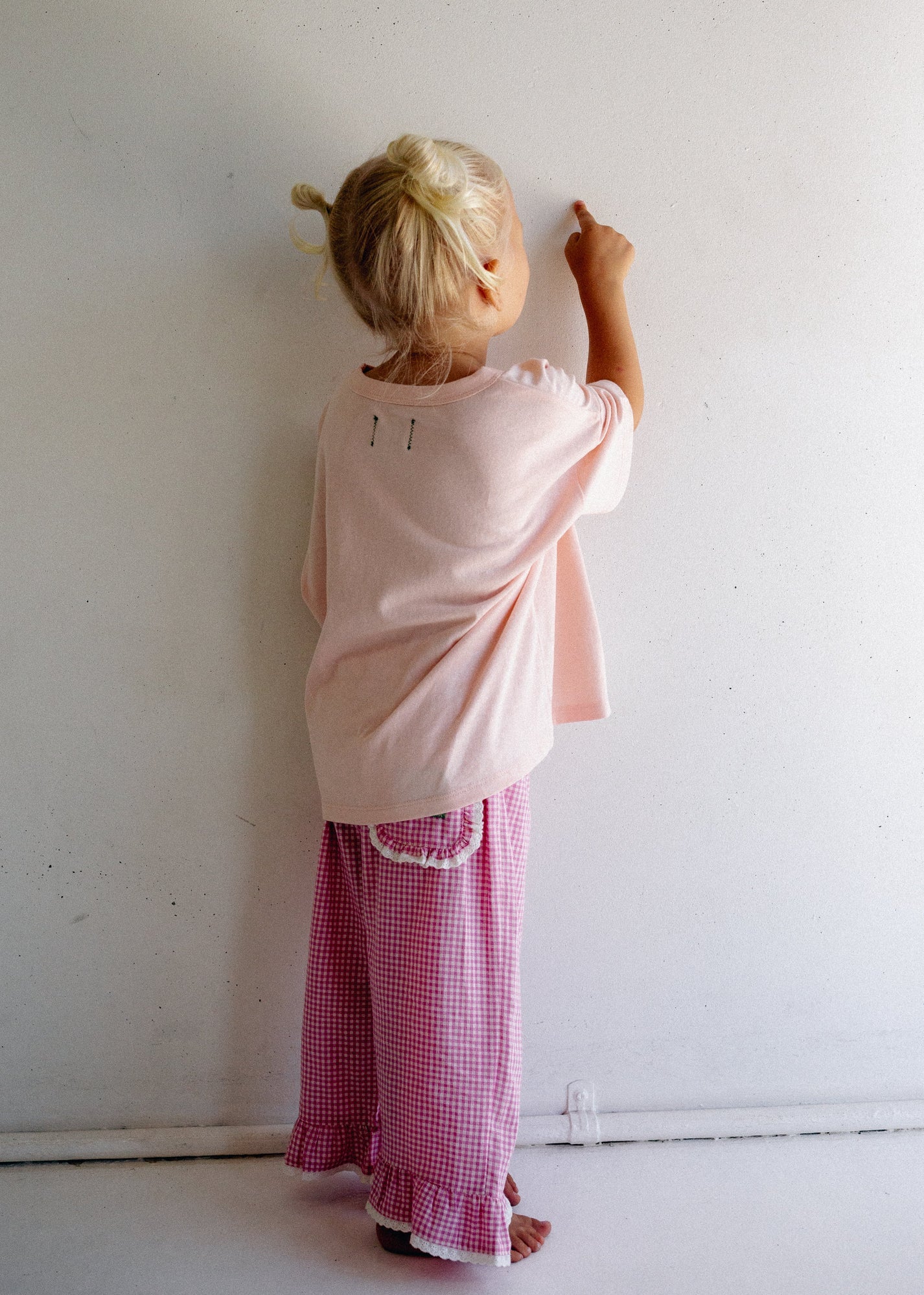 juni jnr sea is calling tee - shell pink