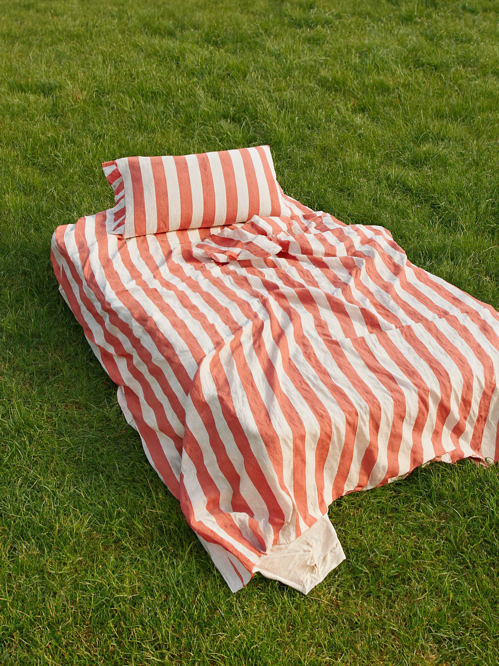 play linen cherry stripe fitted sheet set