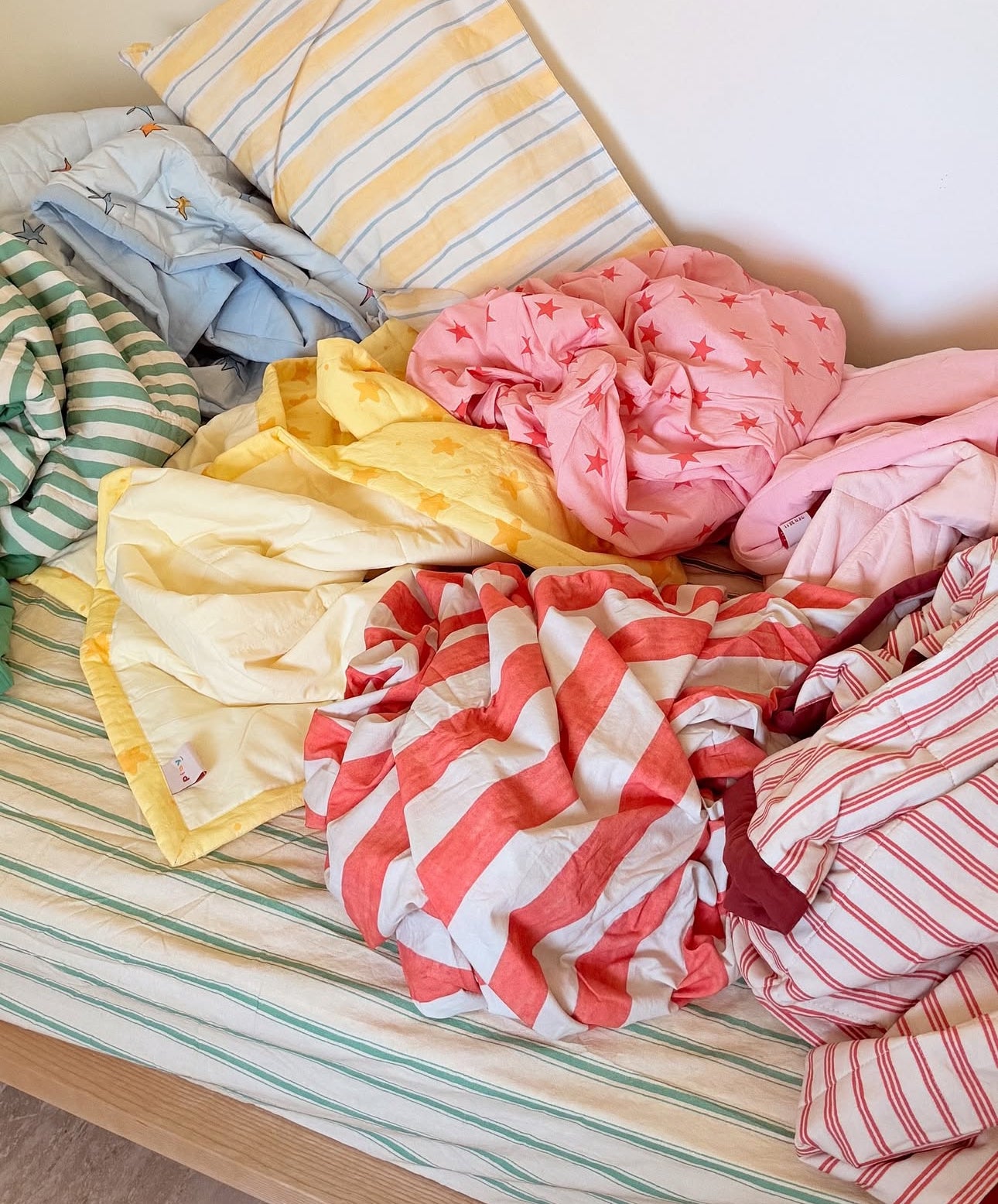 play linen cherry stripe sheet & pillowcase set