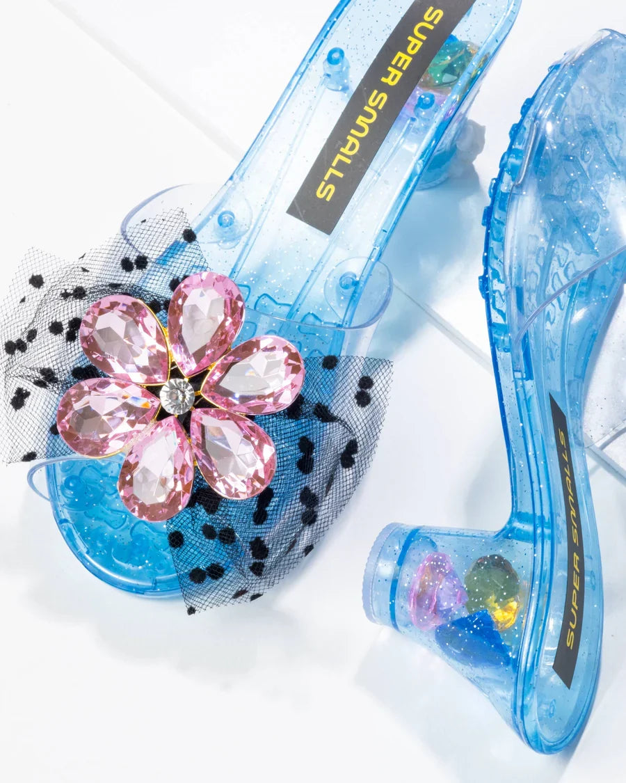 super smalls opening night play heels