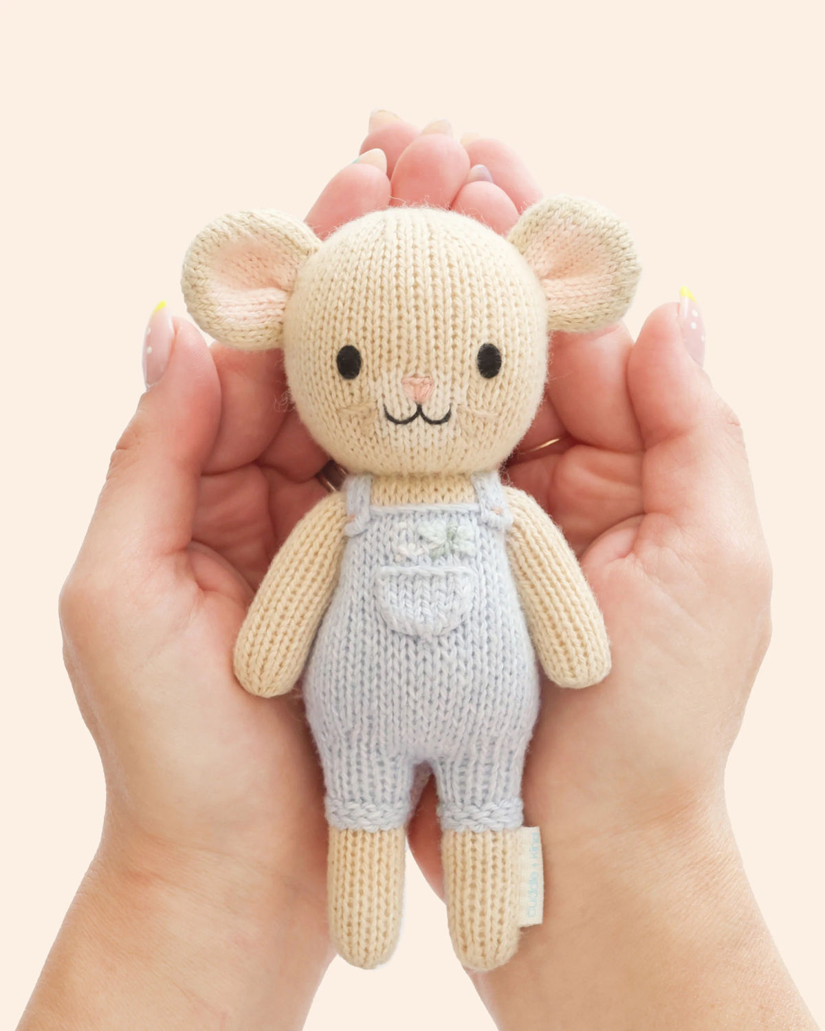 cuddle + kind tiny bailey the mouse