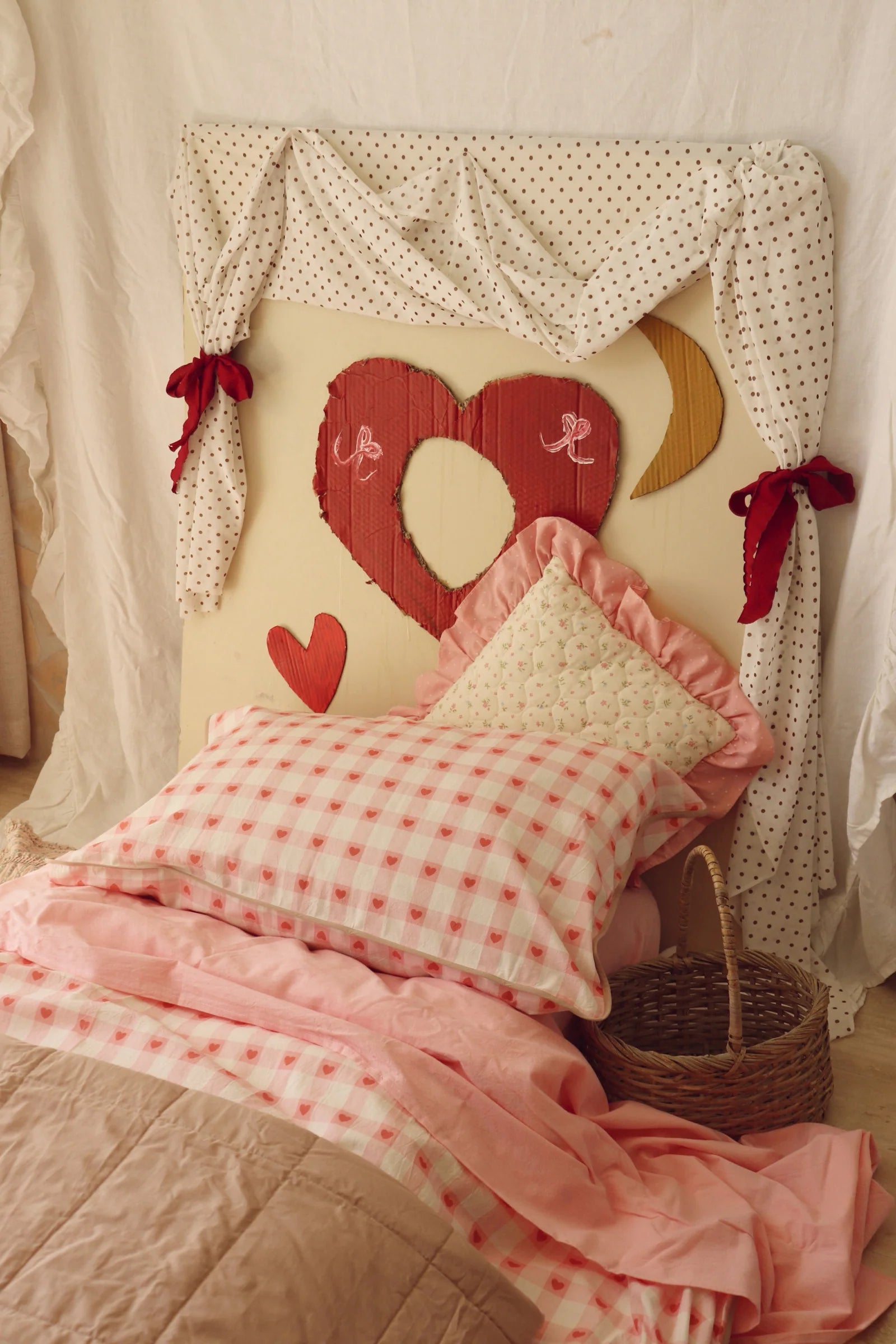 play linen heirloom hearts reversible quilt - pre order