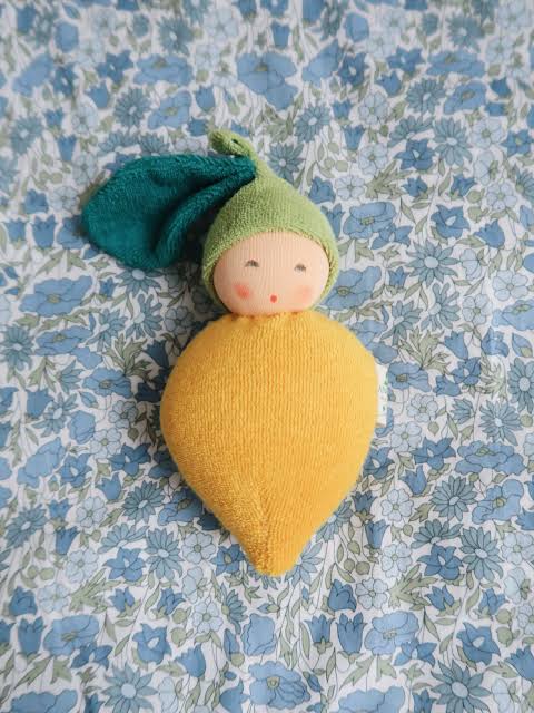 nanchen natur baby lemon rattle - pre order