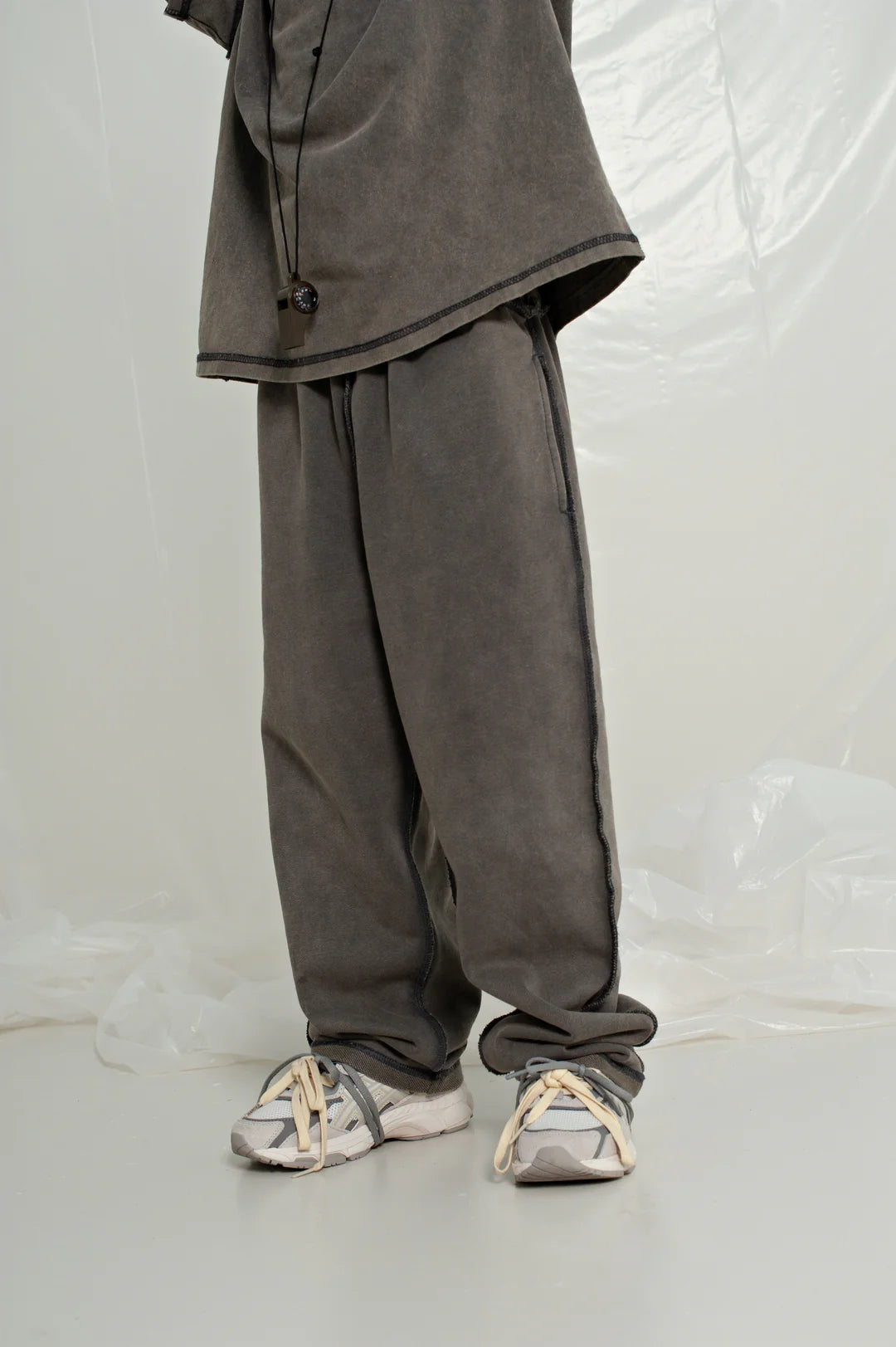 house of basicz the nueve jogger - grey vintage wash - pre order