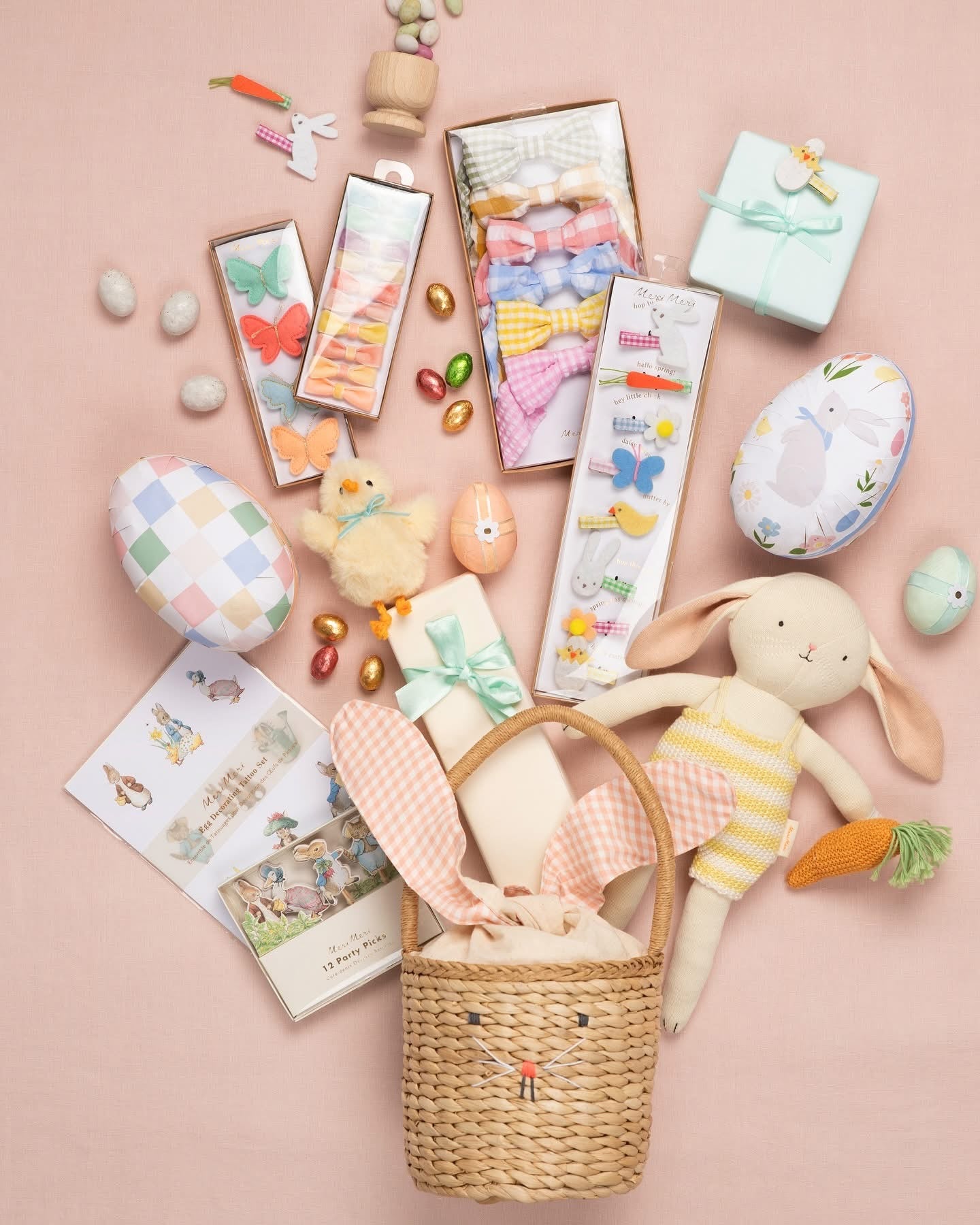 meri meri peter rabbit in the garden candles