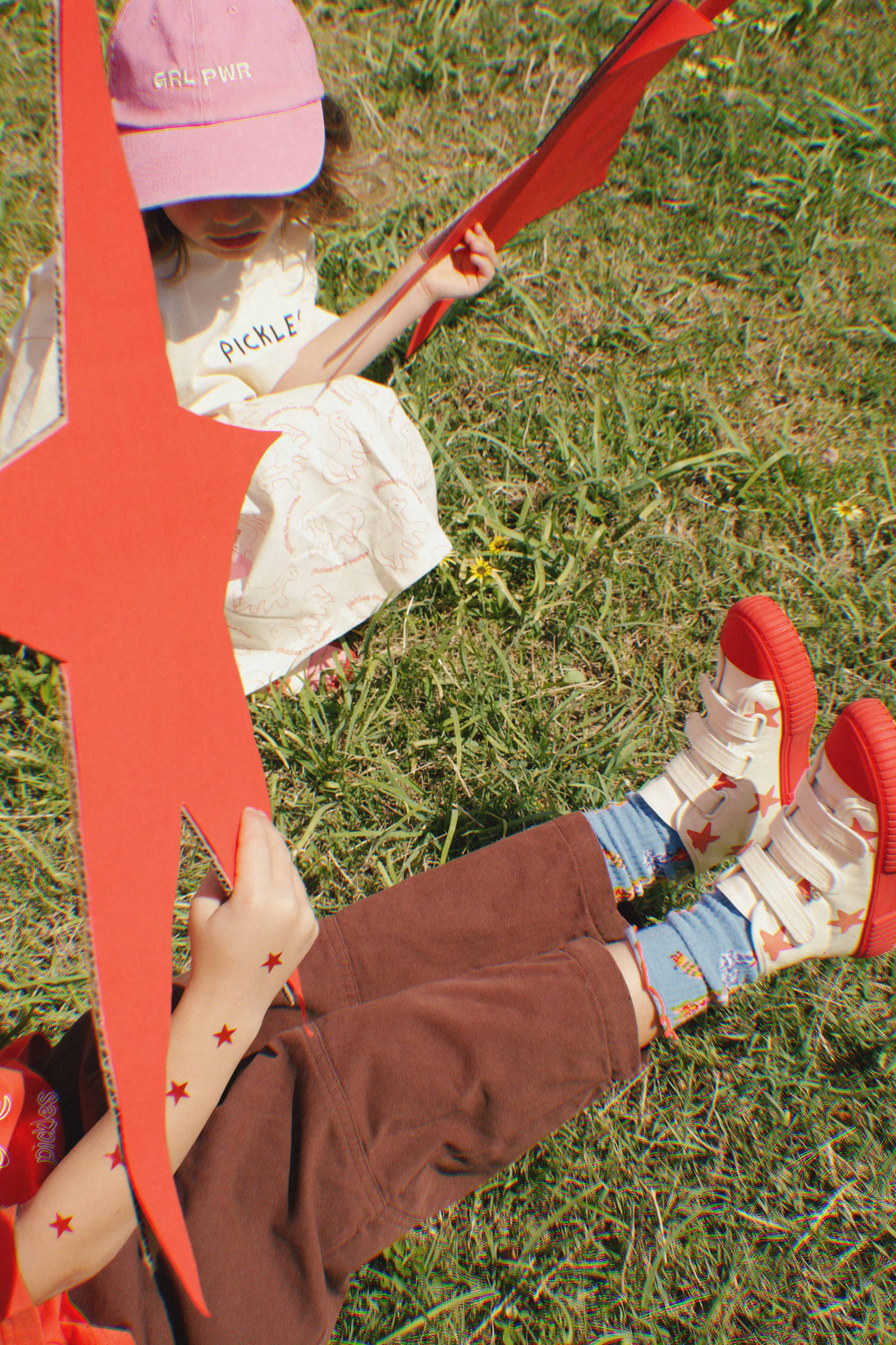 piccolini x by billie original high top sneaker - red star (limited edition)