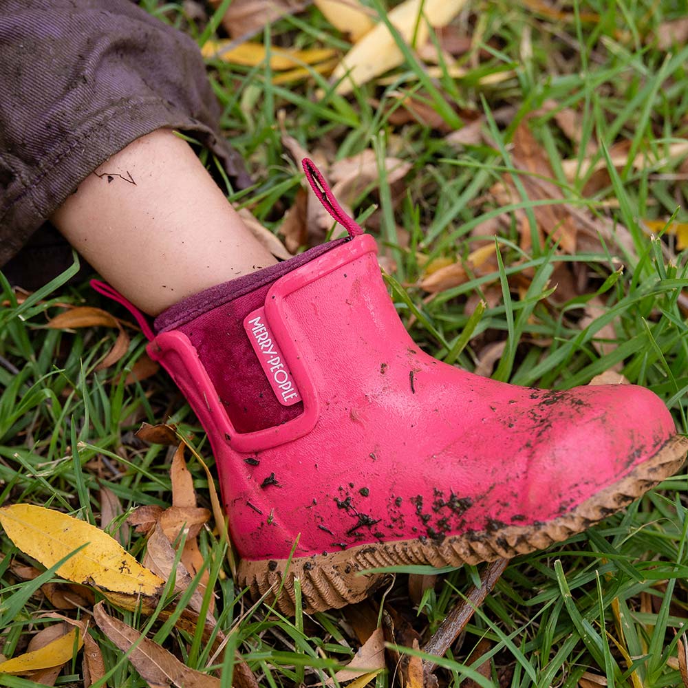 merry people bobbi kids gumboot - fuschia