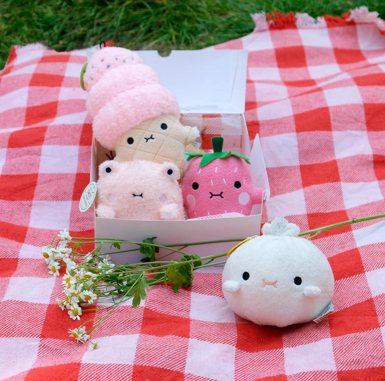 noodoll ricecream strawberry mini sitting plush toy