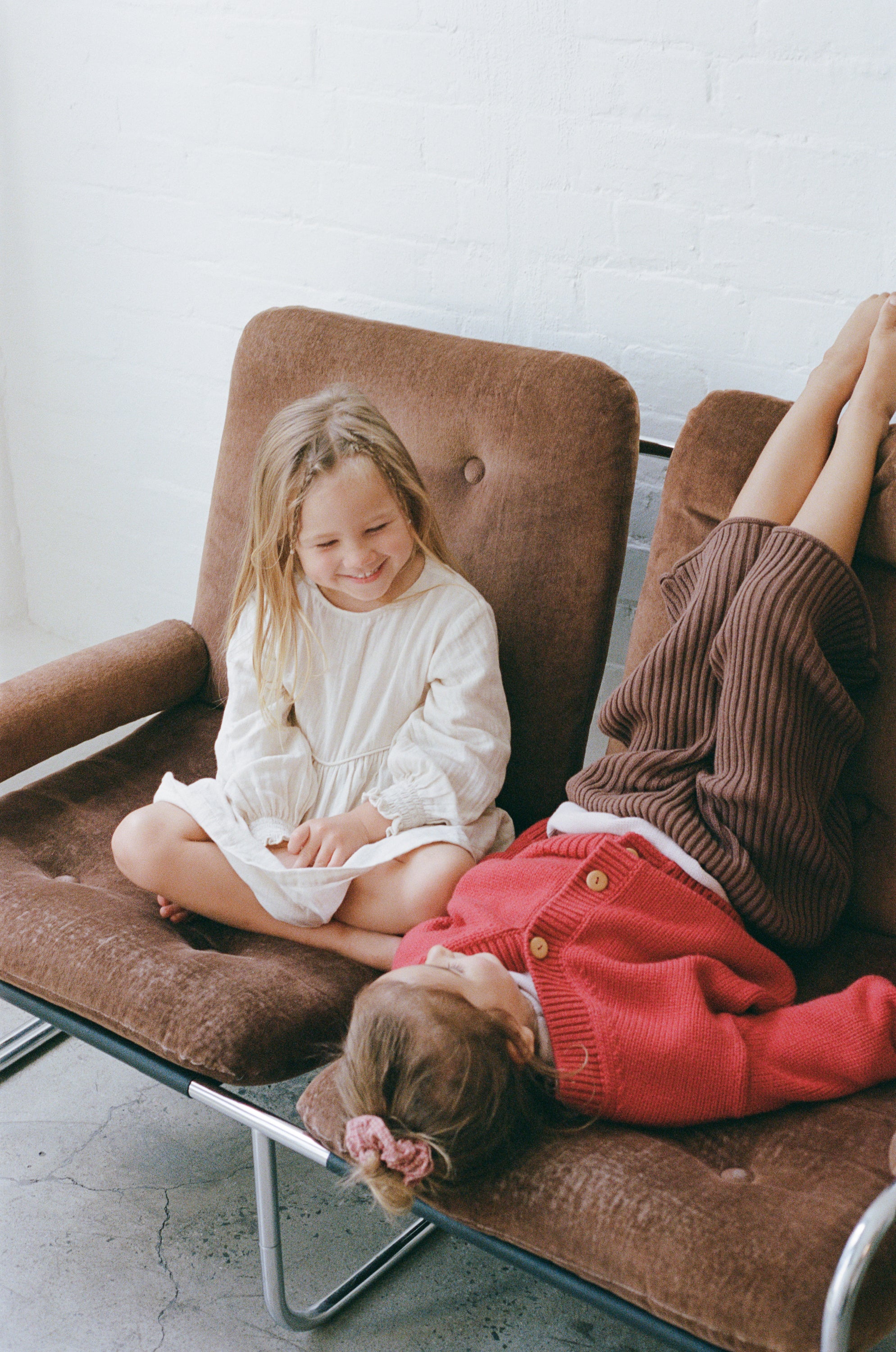 illoura the label essential wool knit cardi - chilli