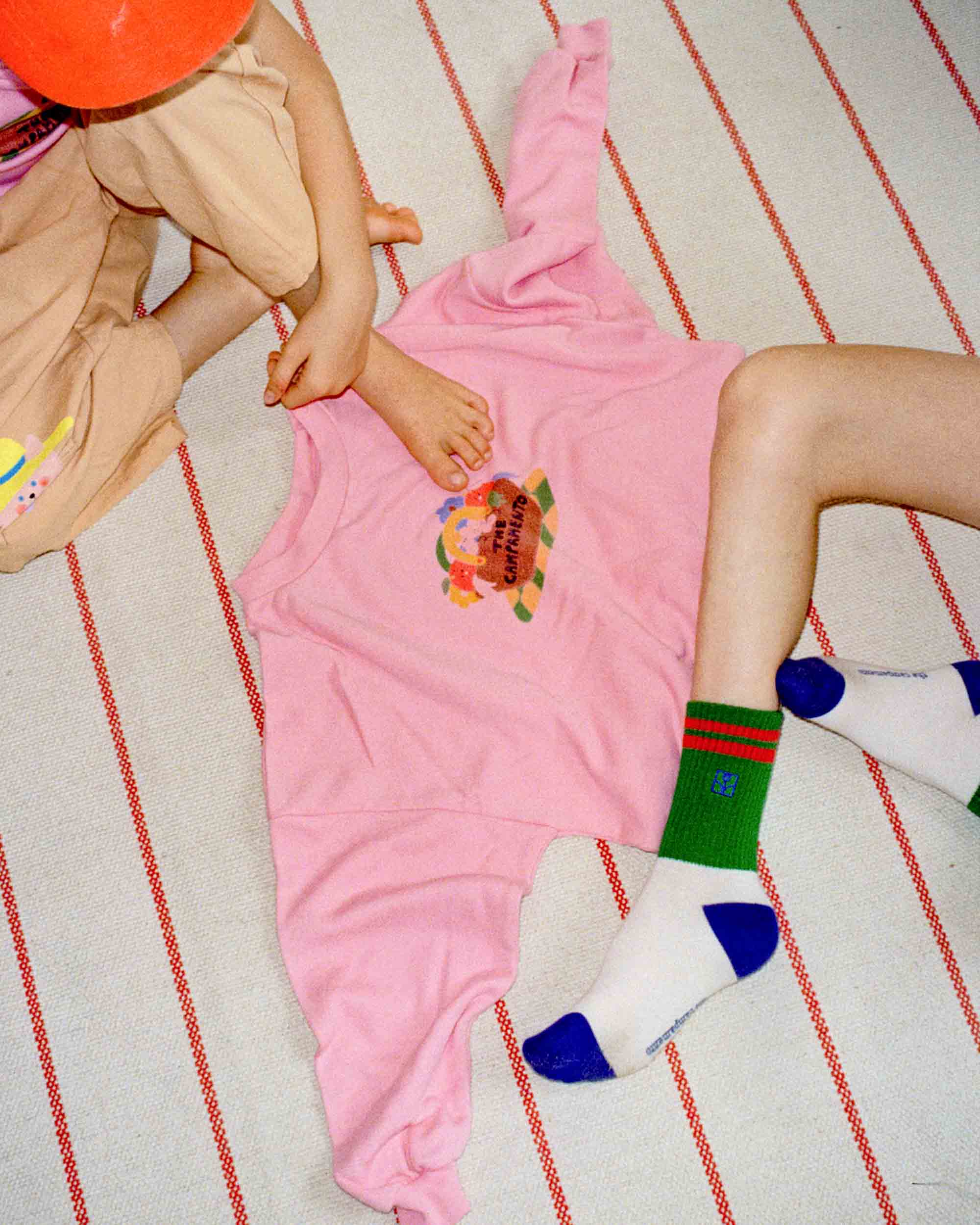 the campamento picnic sweatshirt