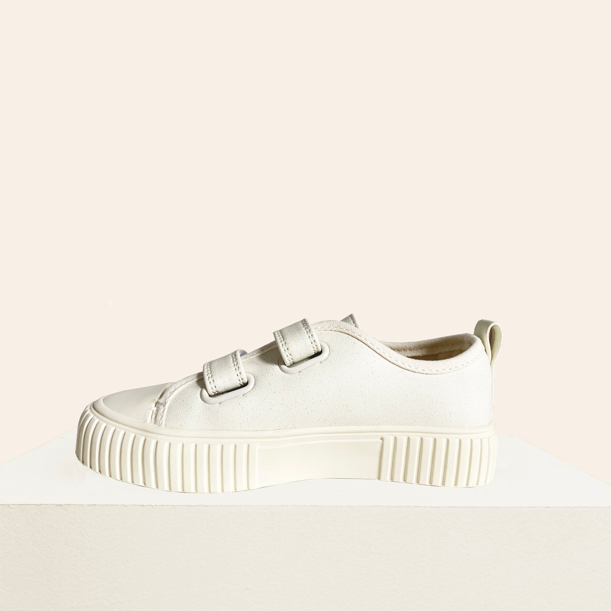 piccolini limited edition low top sneaker - apple leather