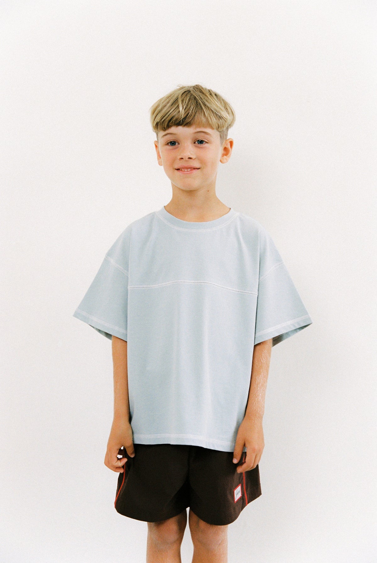 juni jnr theo tee - stone blue