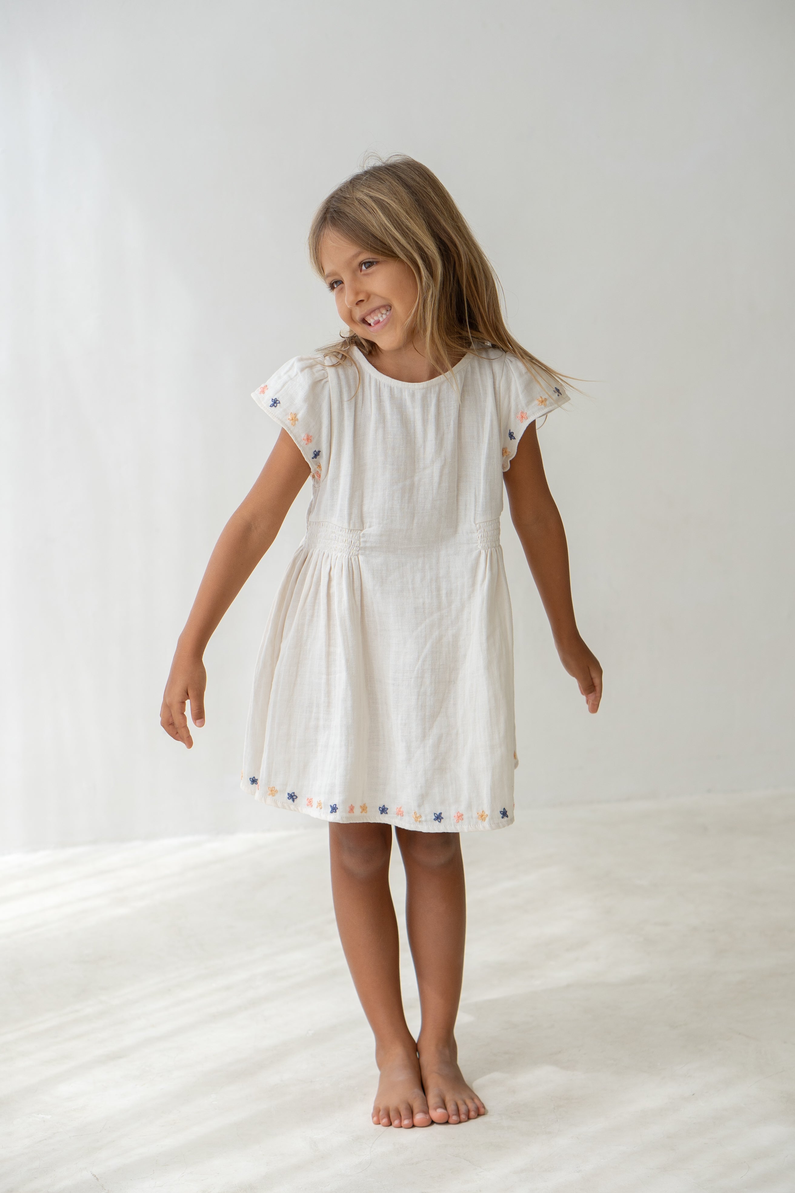 illoura the label blossom dress - natural with embroidery