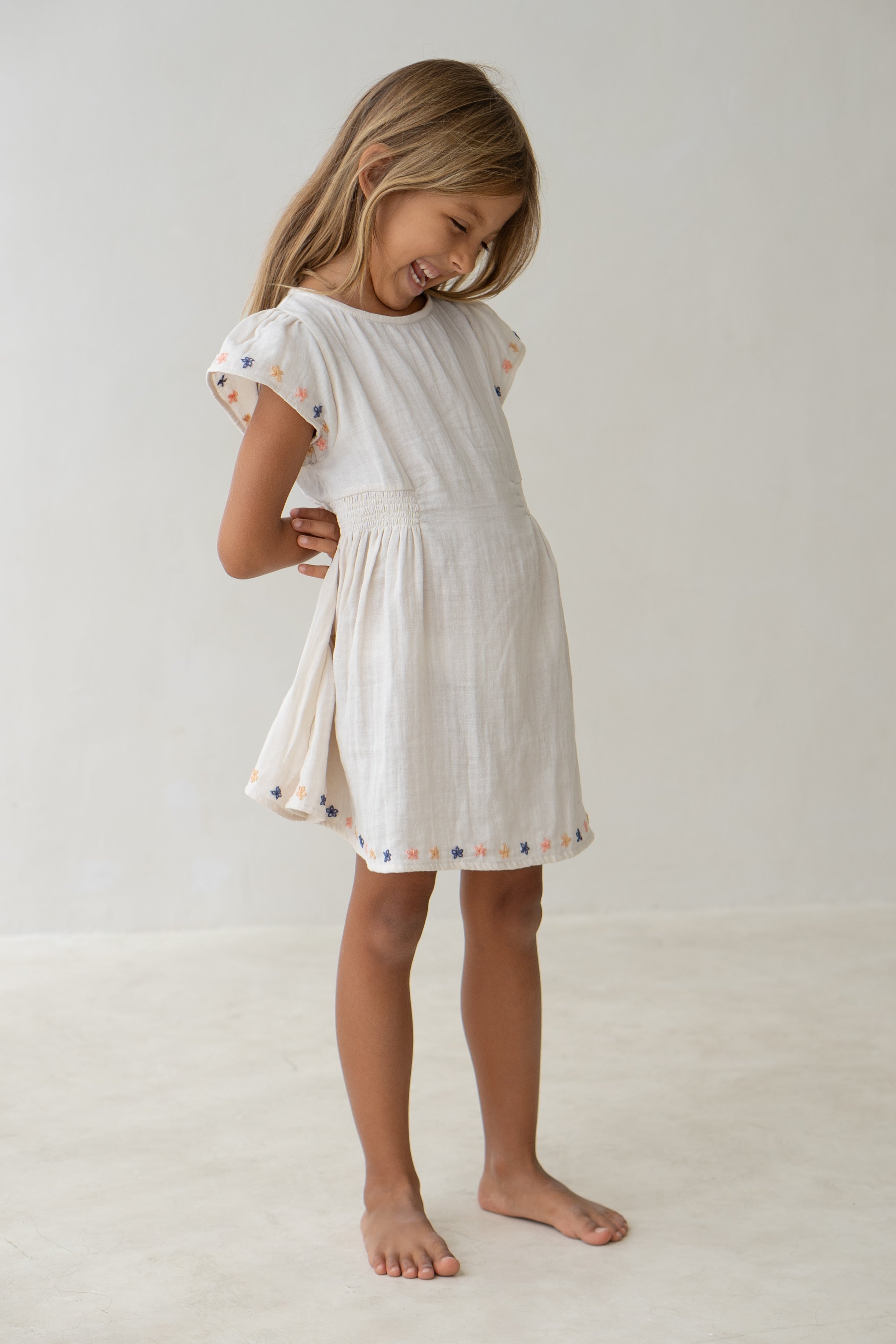 illoura the label blossom dress - natural with embroidery