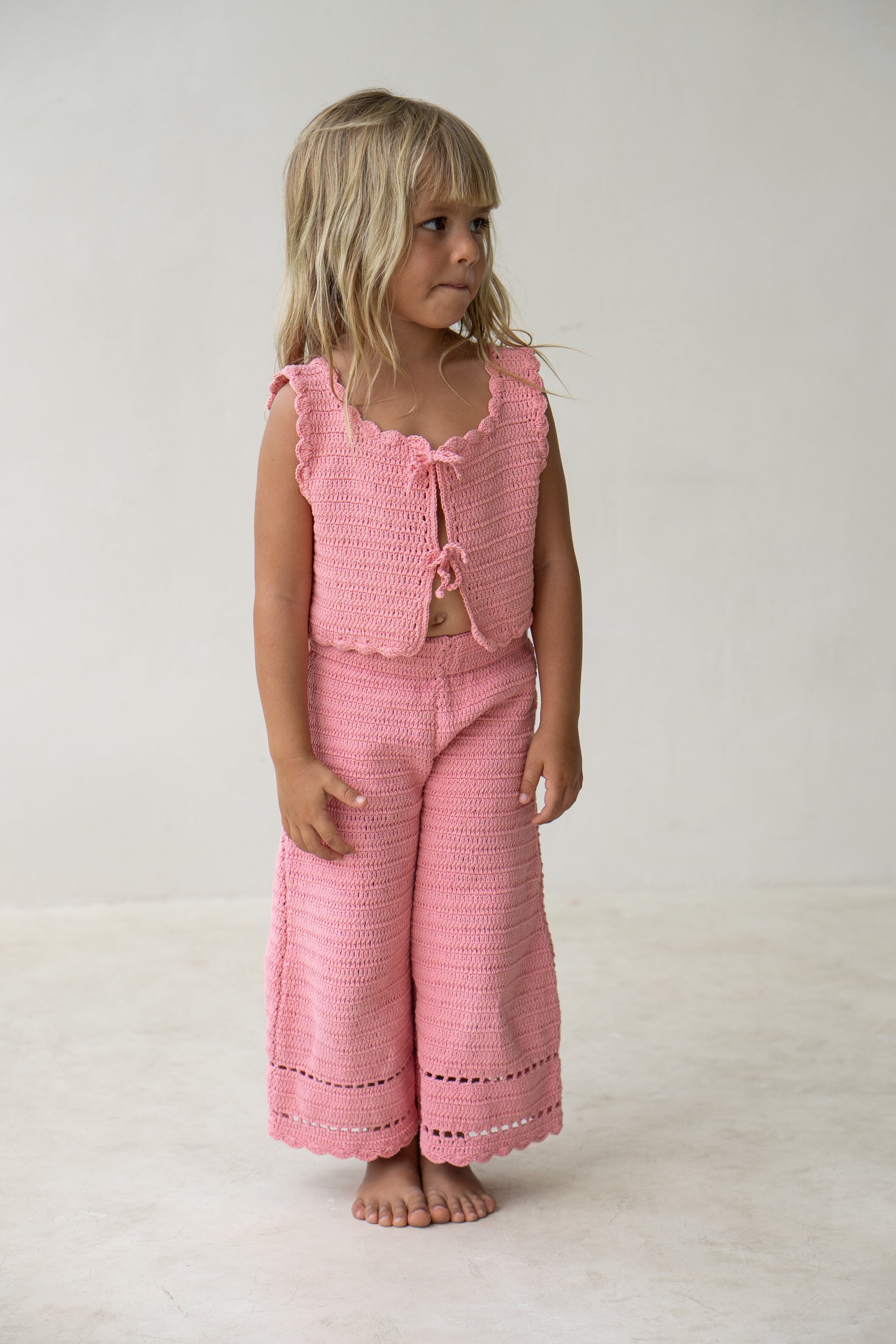 illoura the label crochet pants - coral