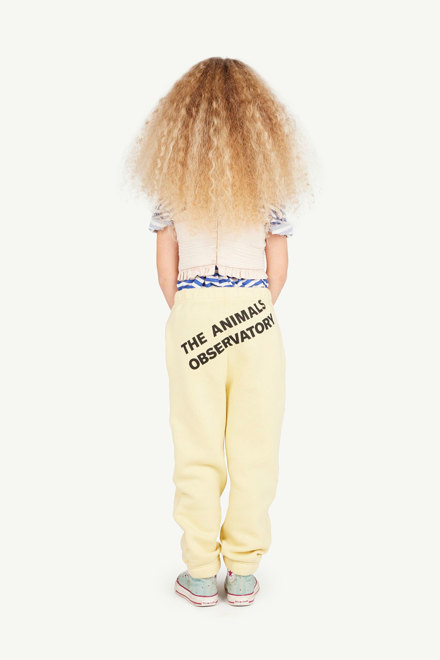 the animals observatory dromedary kids pants - soft yellow logo