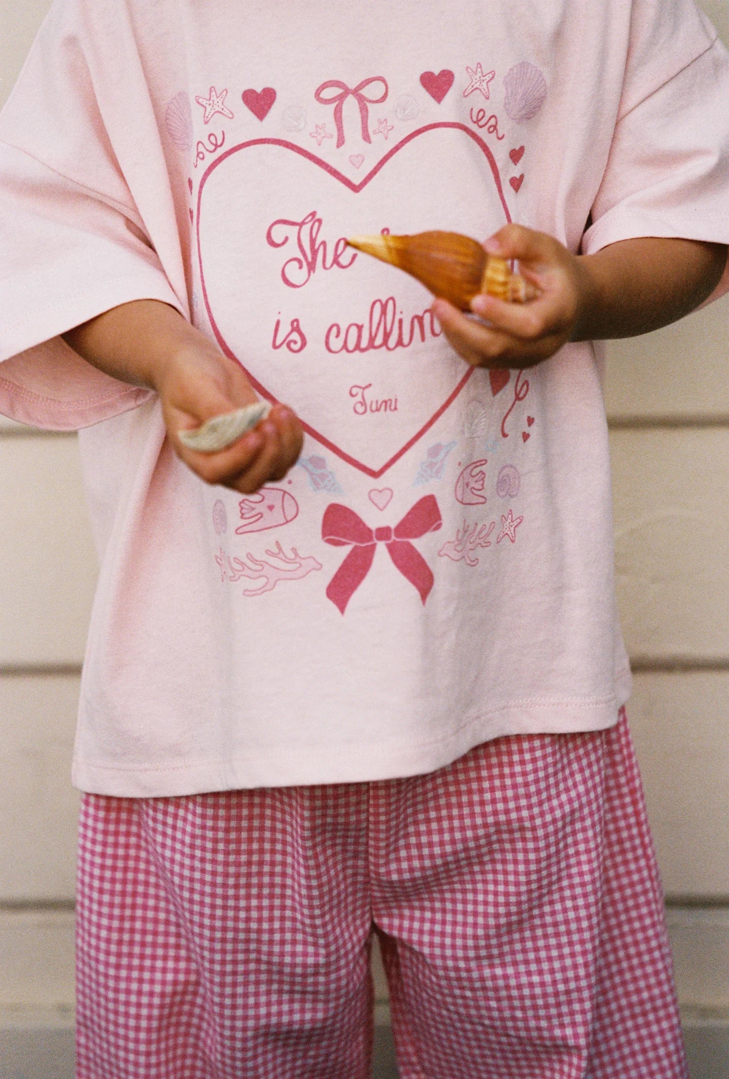 juni jnr sea is calling tee - shell pink