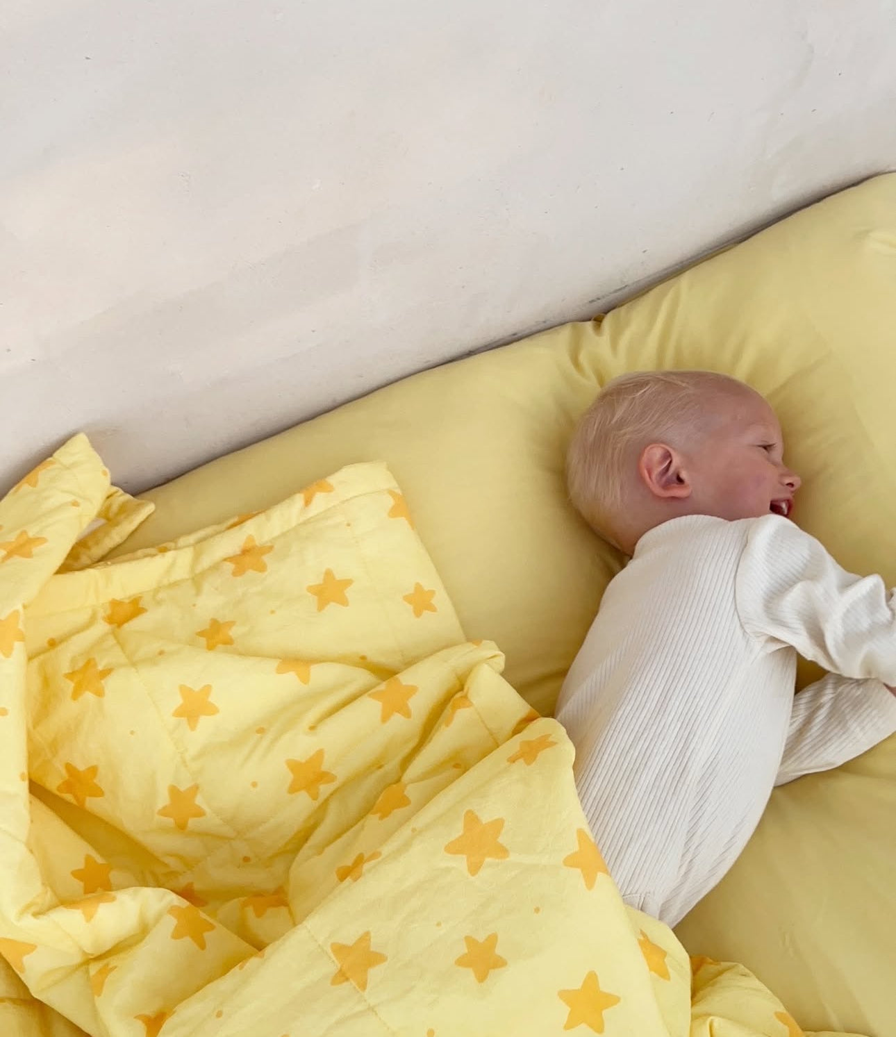 play linen star sprinkle reversible quilt