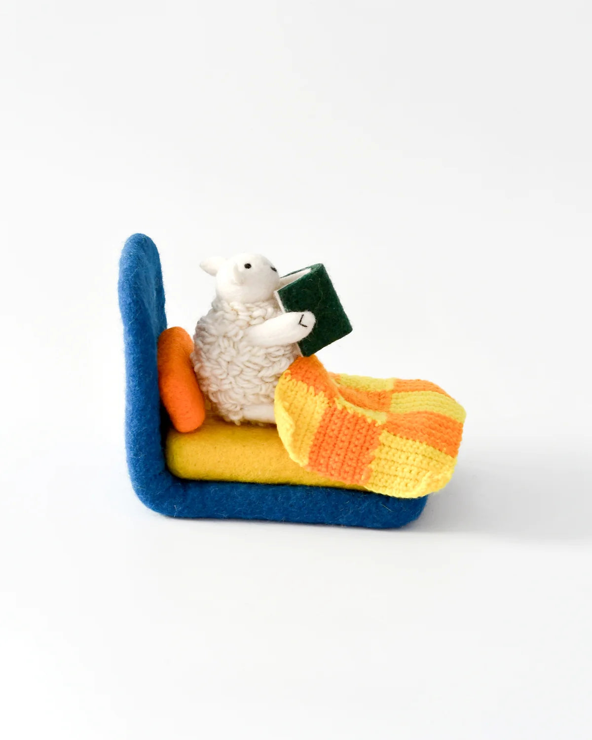 tara treasures where is the green sheep? bed sheep play set (pre order)