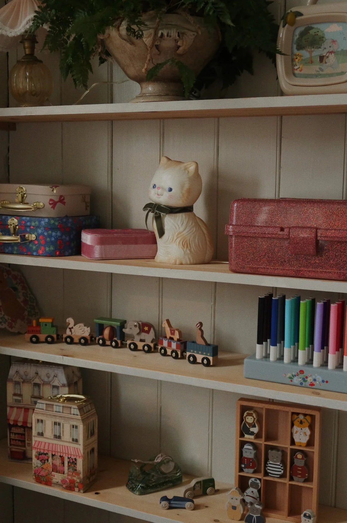 konges slojd cat lamp - pre order