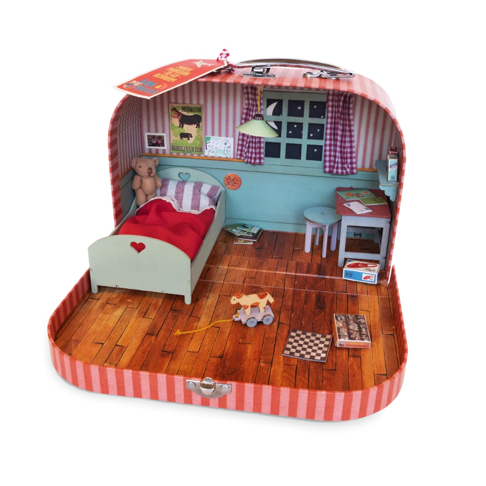 sam & julia mouse mansion to go - bedroom