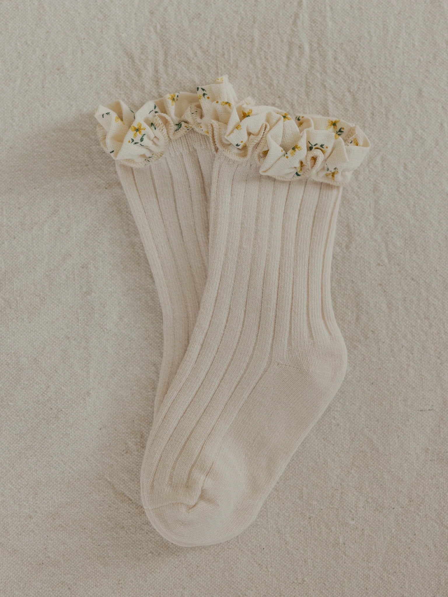 valencia marigold socks - sand