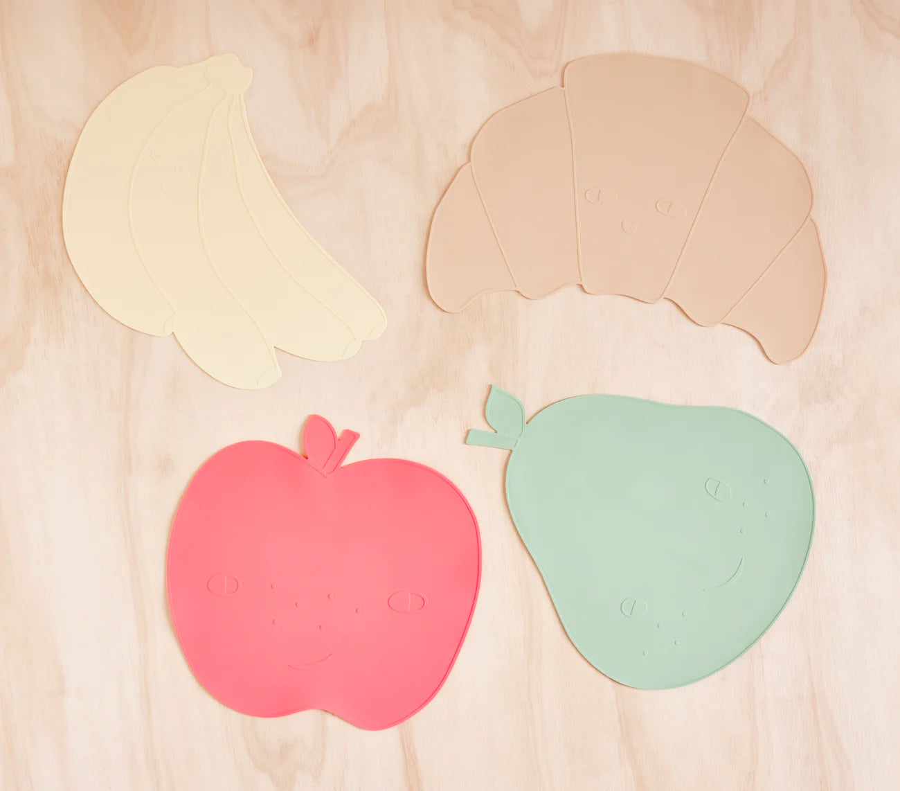 oyoy placemat - apple