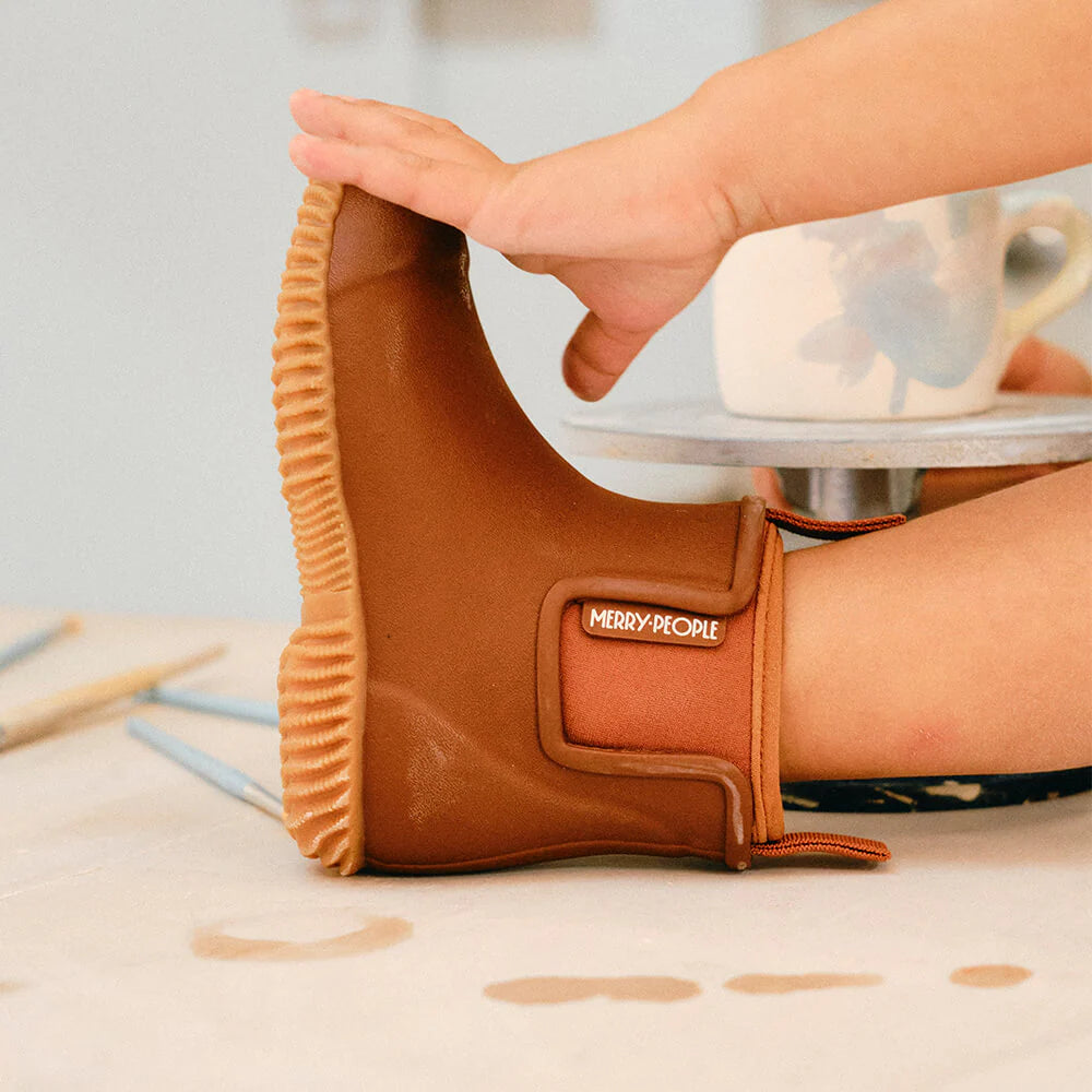 merry people bobbi kids gumboot - rust - pre order