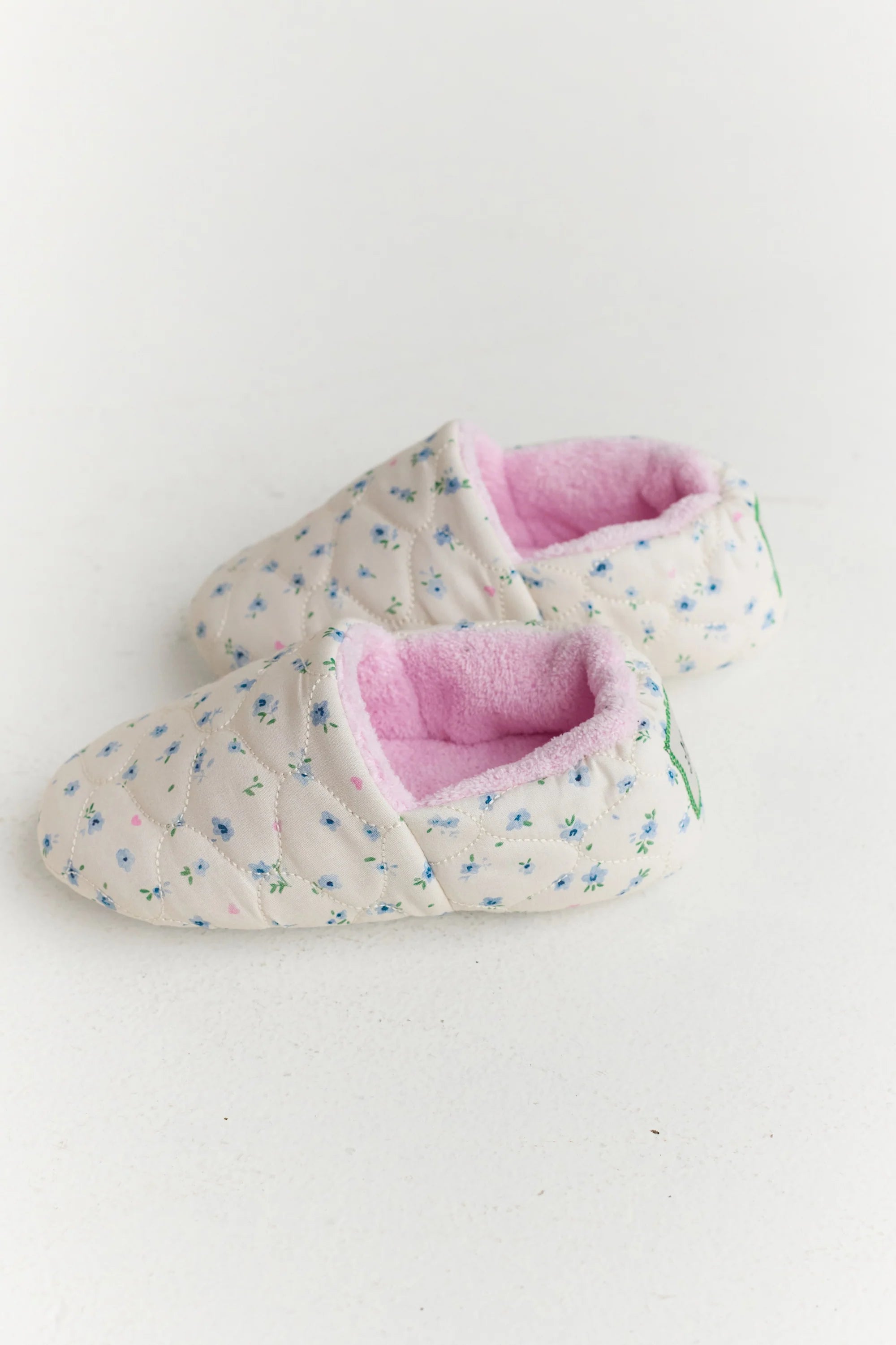 juni jnr slippers - ditsy bloom