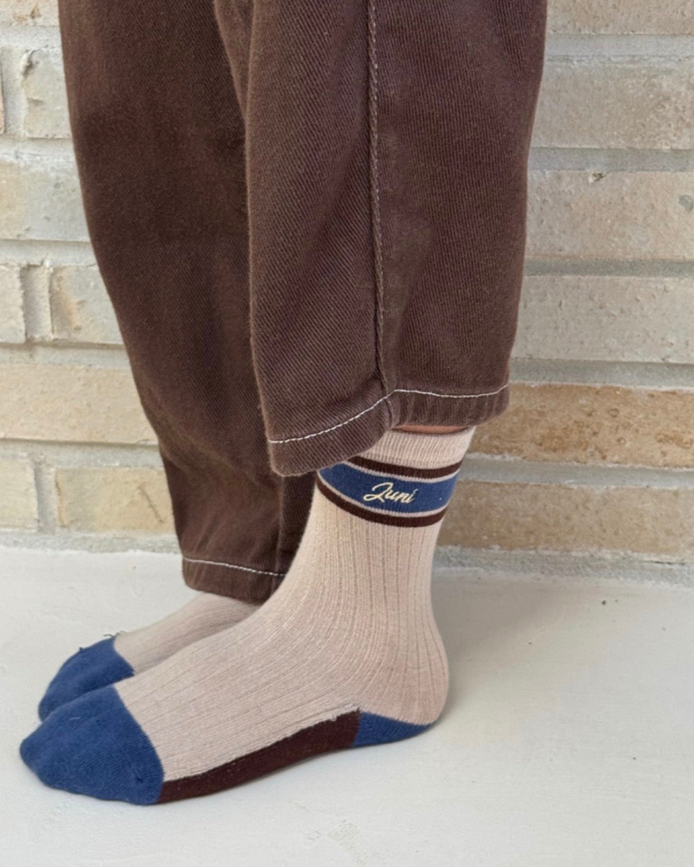 juni jnr biscuit stripe socks