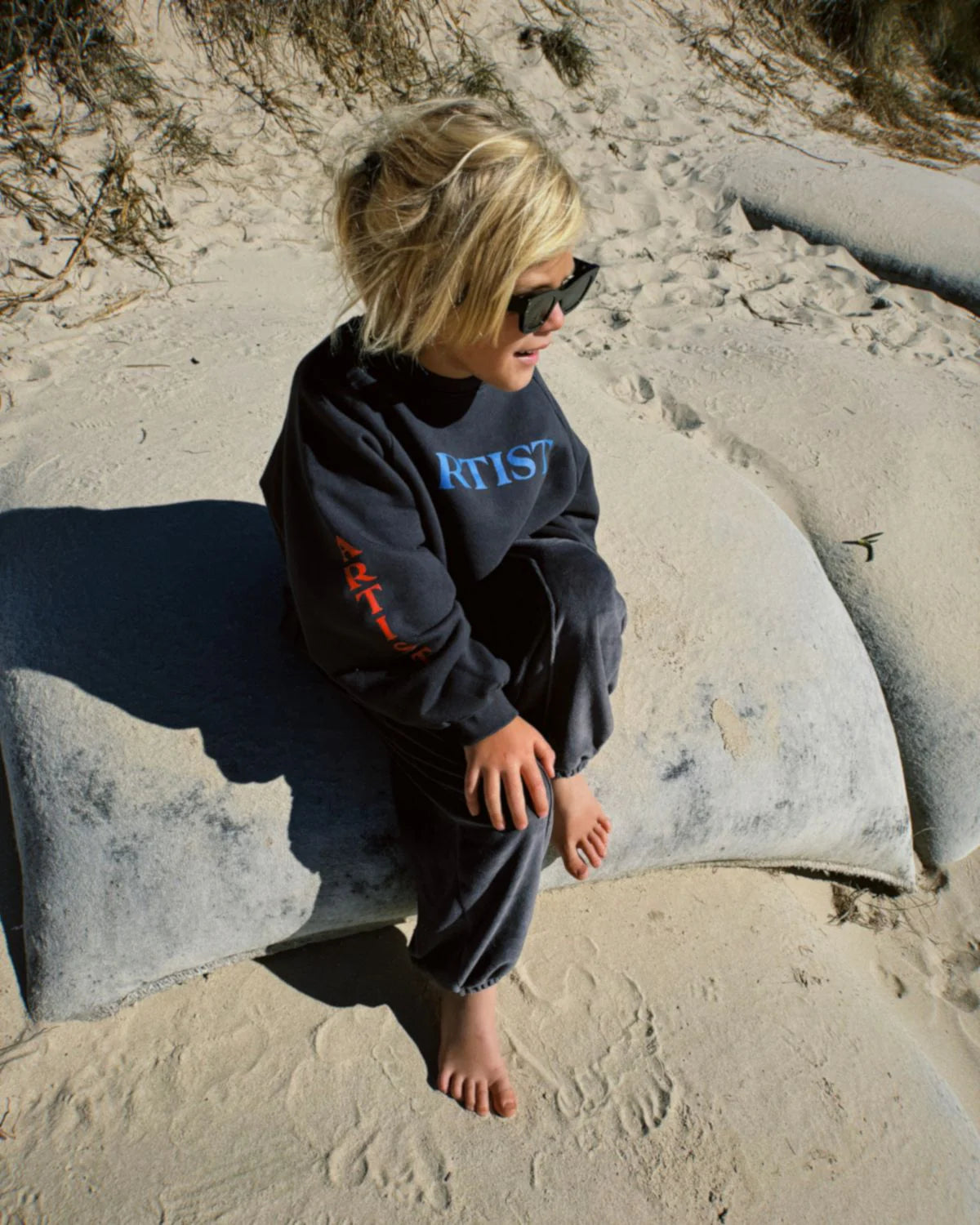 ziggy zaza artist pullover - charcoal