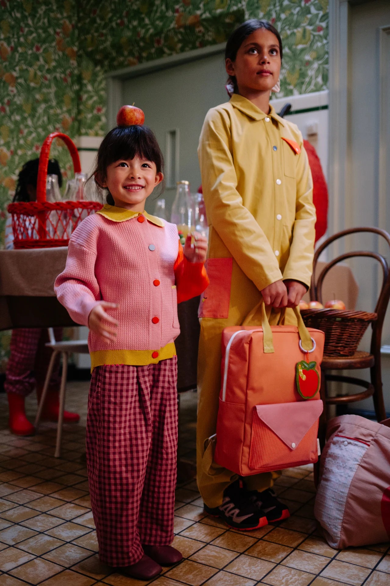 sticky lemon large envelope backpack - maple whirl