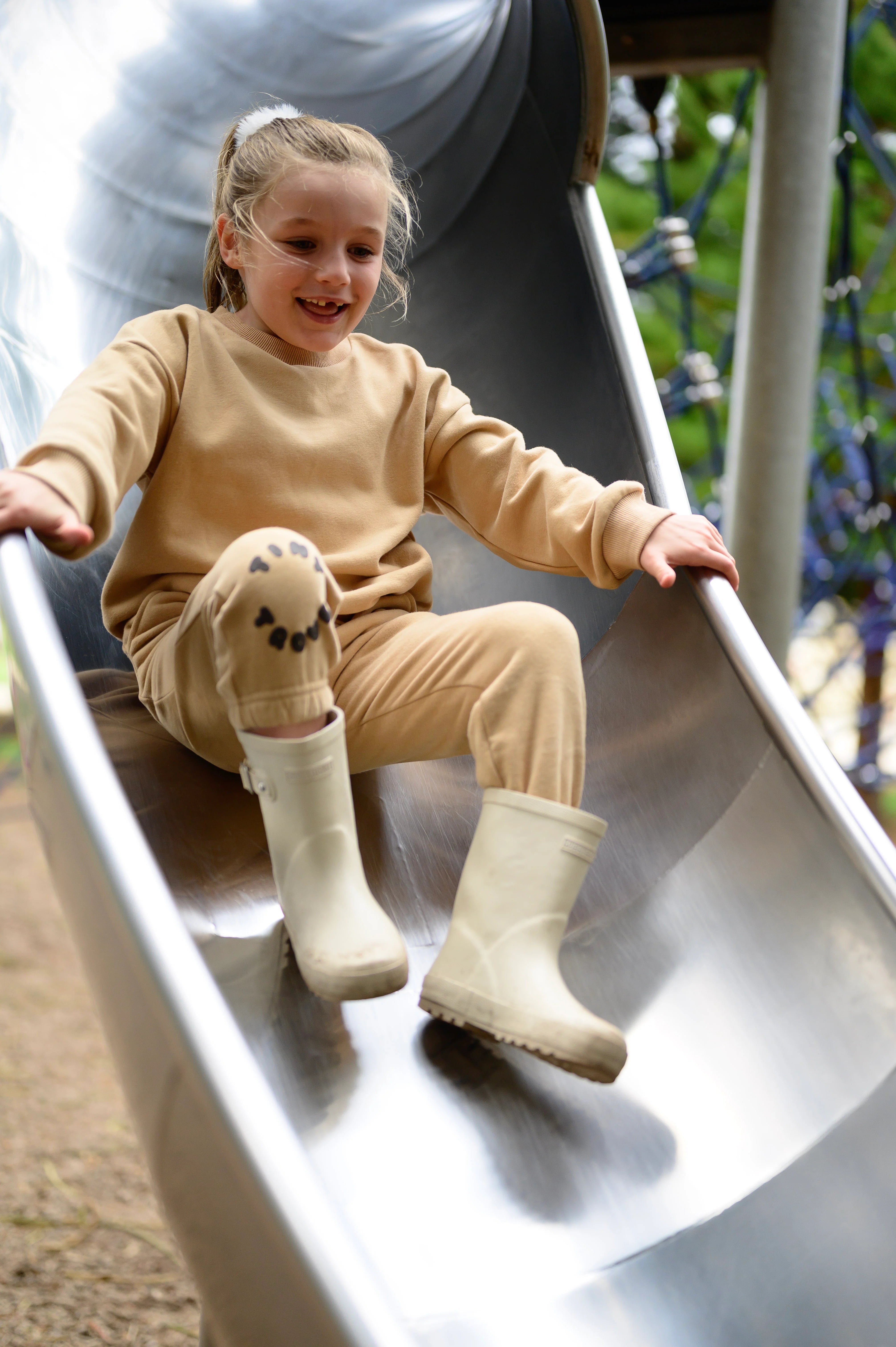 hubble + duke natural rubber gumboots - cream cloud