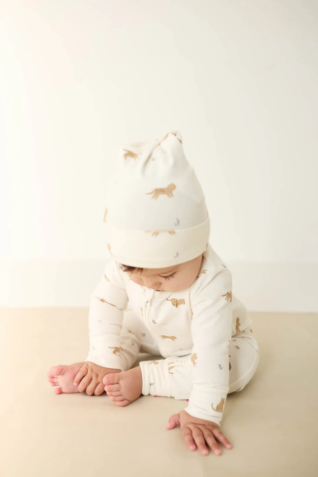 jamie kay organic cotton reece zip onepiece - lenny leopard cloud