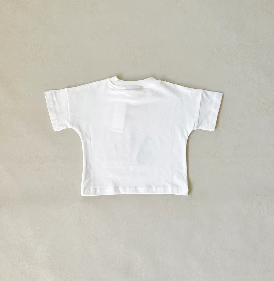 tiny trove farmer's market relaxed tee - white