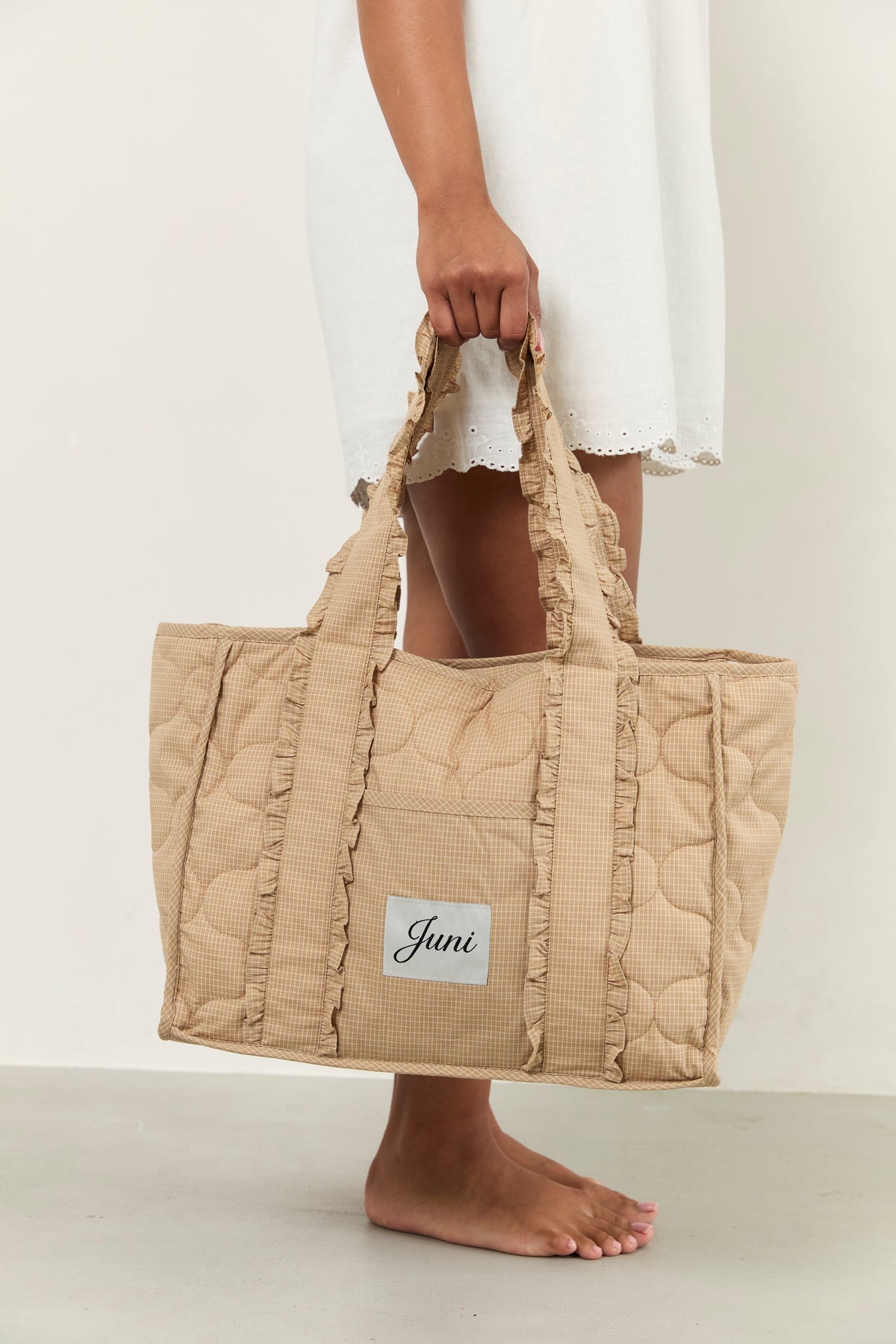 juni the everything bag 2.0 - wheat check