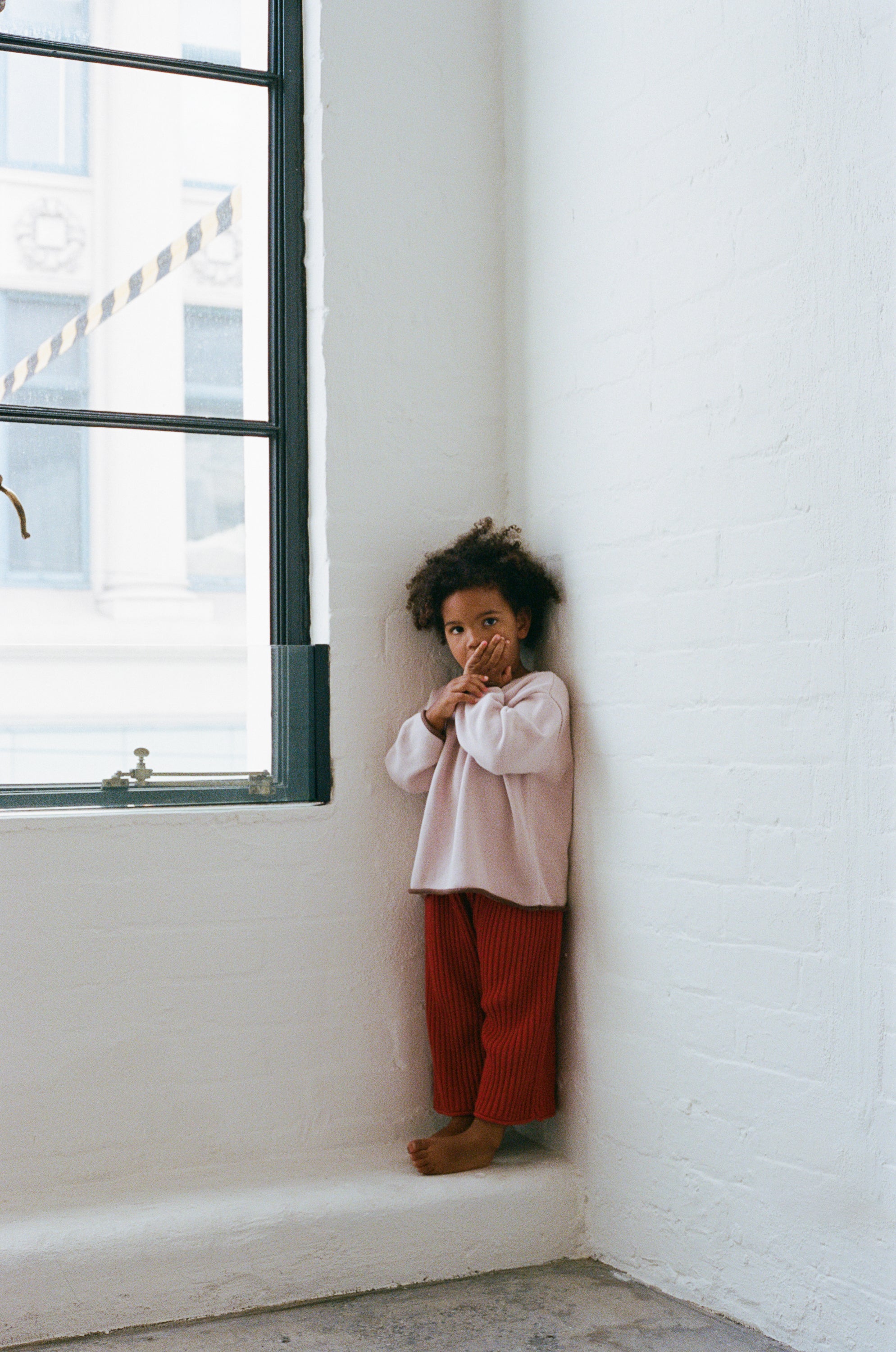 illoura the label essential knit pants - chilli