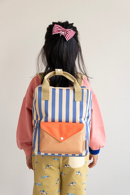 sticky lemon medium envelope backpack - blue stripe