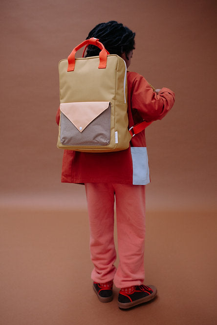 sticky lemon large envelope backpack - bookworm green