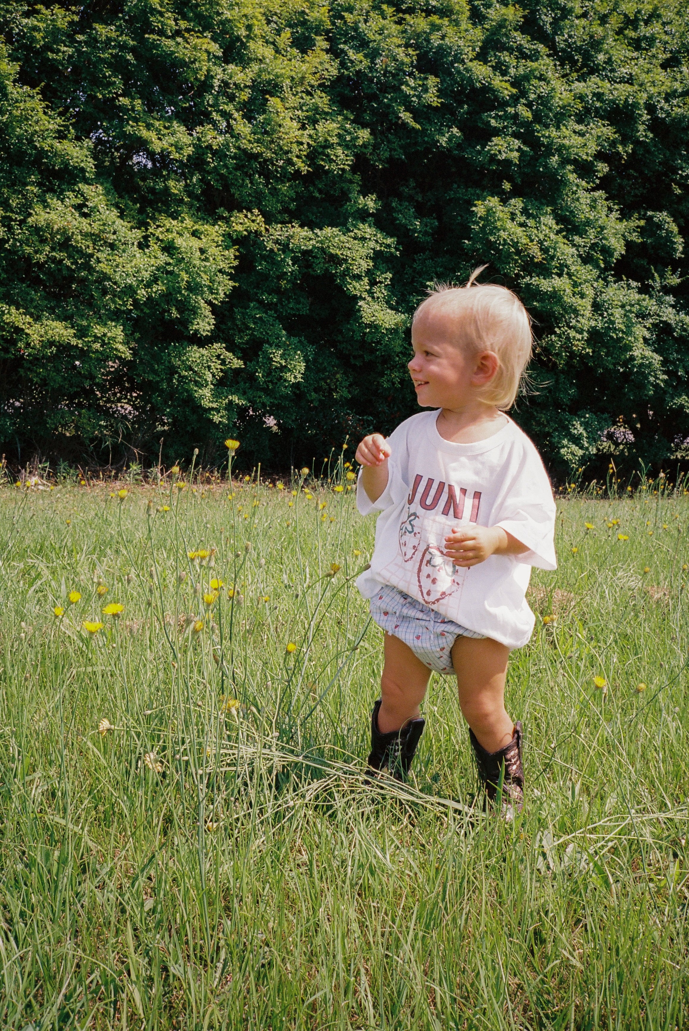 juni jnr picnic tee - white