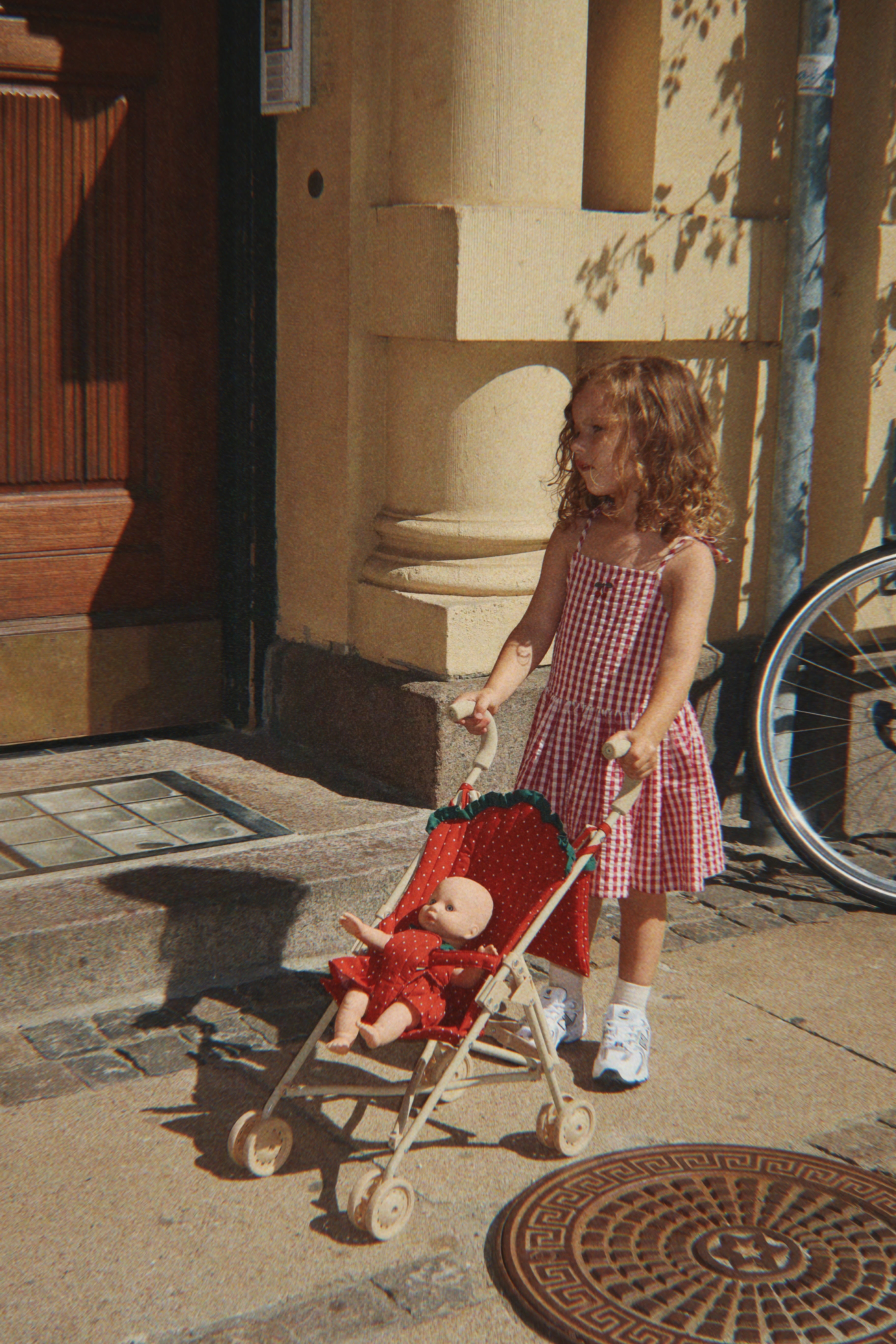 konges slojd doll stroller - fraise