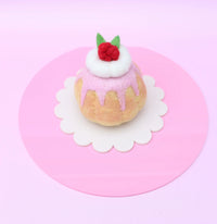 juni moon raspberry sponge cake