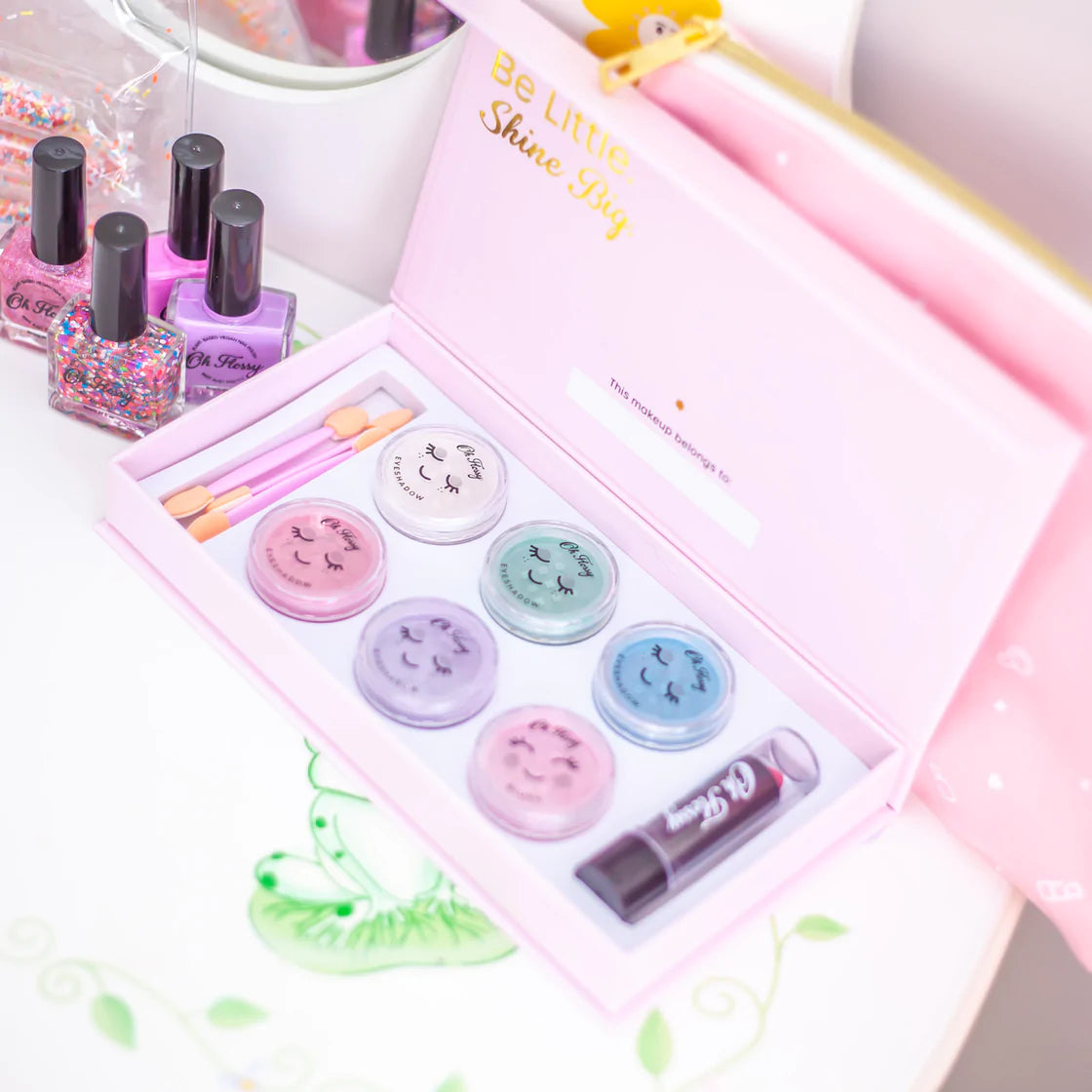 oh flossy deluxe makeup set